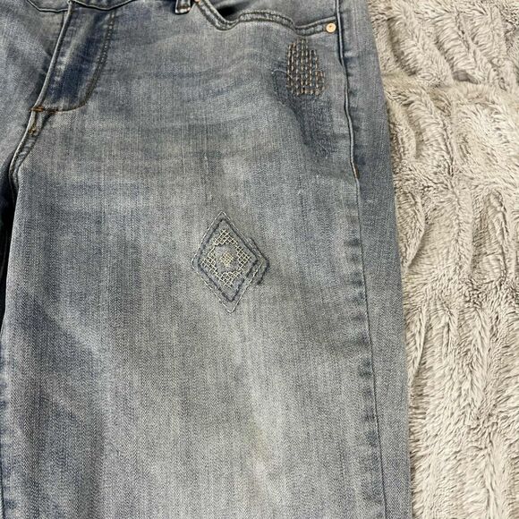 Vintage America Blues Jeans Women 6/28 Slim Straight Embroidered Distressed Boho - Picture 6 of 11